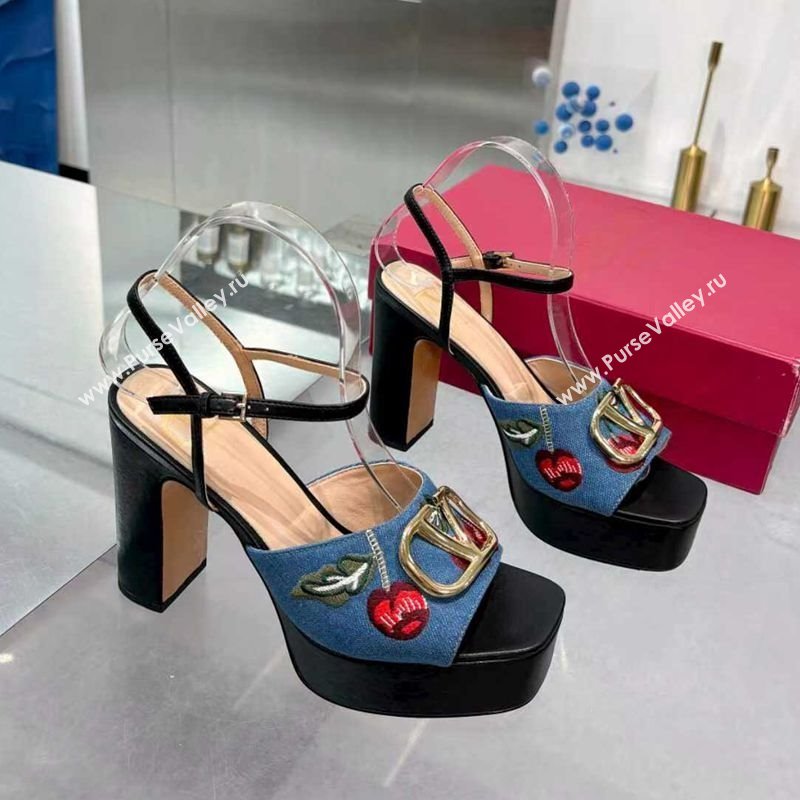 Valentino VLogo Signature Cherryfic Platform Sandals 11cm in Blue Denim and Leather Black 2025 1104 (XL-251104100)