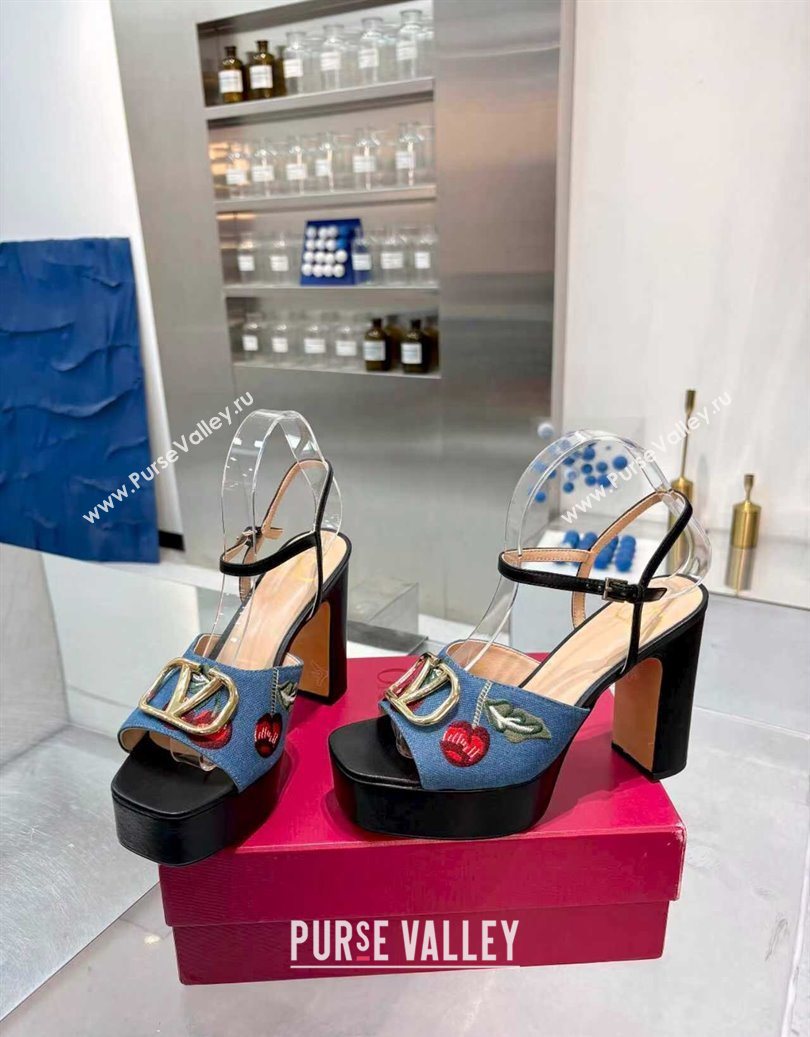 Valentino VLogo Signature Cherryfic Platform Sandals 11cm in Blue Denim and Leather Black 2025 1104 (XL-251104100)