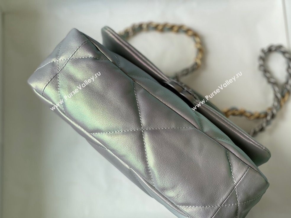 Chanel 19 Iridescent Lambskin Small Flap Bag AS1160 Light Blue/Purple 2022 (SM-22031429)