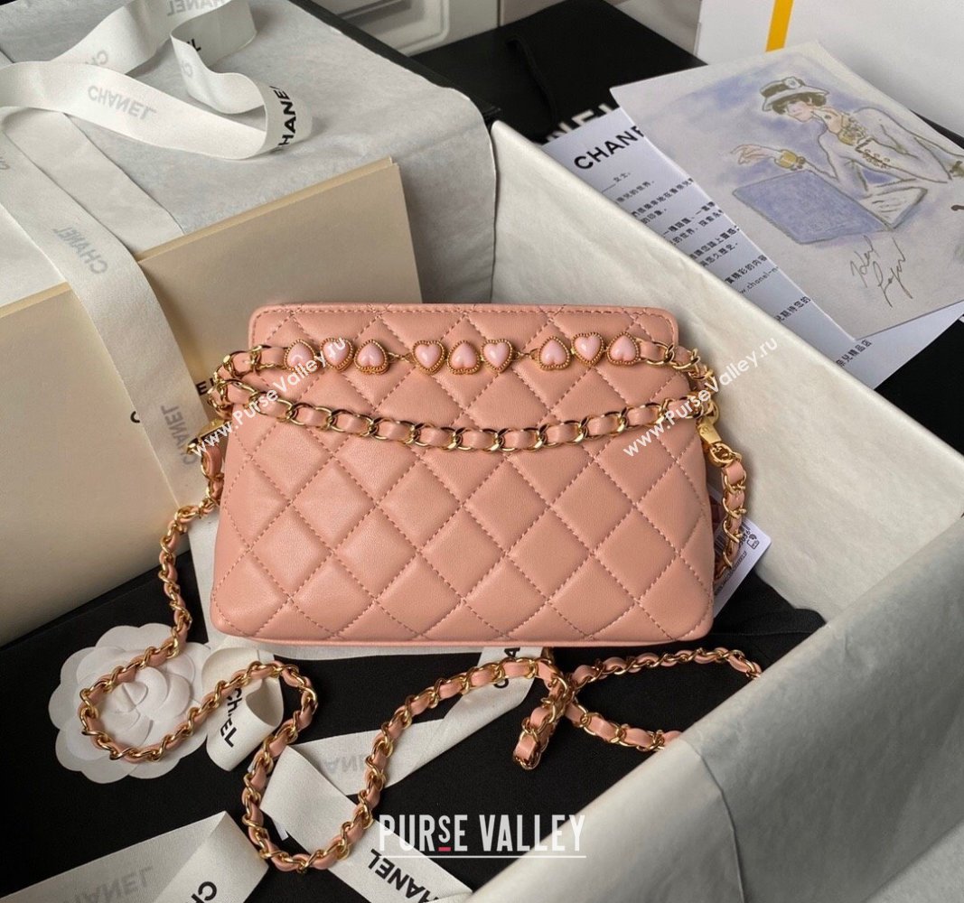 Chanel Shiny Crumpled Calfskin Clutch with Heart Chain AP3787 Light Pink 2024 (yezi-240717071)