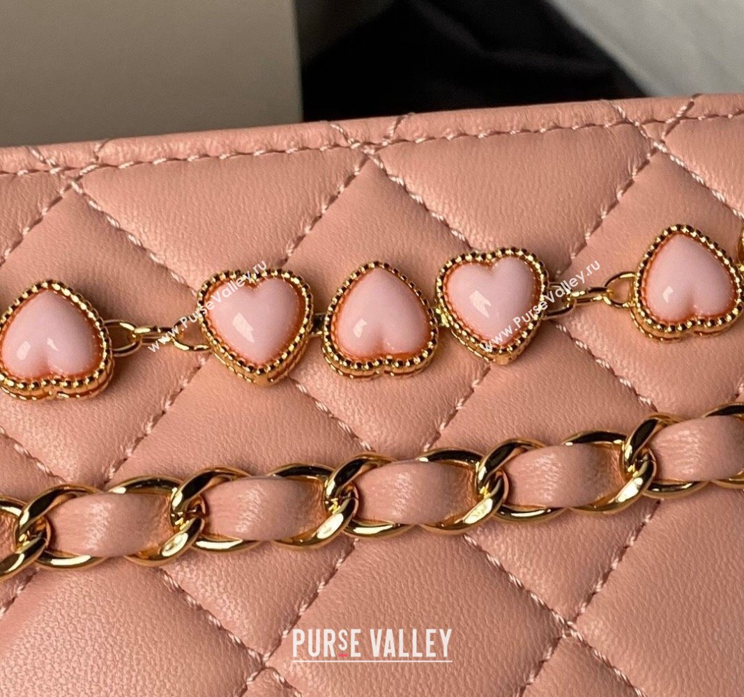 Chanel Shiny Crumpled Calfskin Clutch with Heart Chain AP3787 Light Pink 2024 (yezi-240717071)