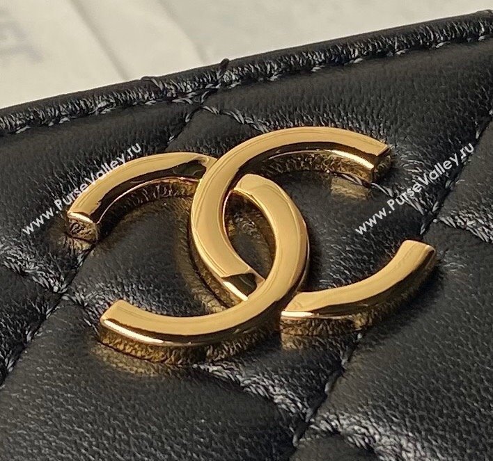 Chanel Shiny Crumpled Calfskin Clutch with Heart Chain AP3787 Black 2024 (yezi-240717074)