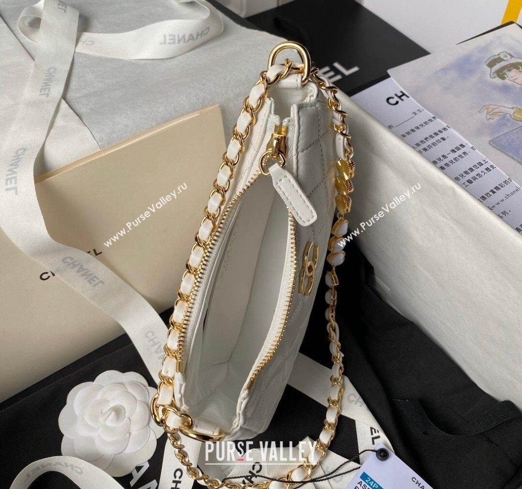 Chanel Shiny Crumpled Calfskin Hobo Clutch with Heart Chain AP3786 White 2024 (yezi-240717078)