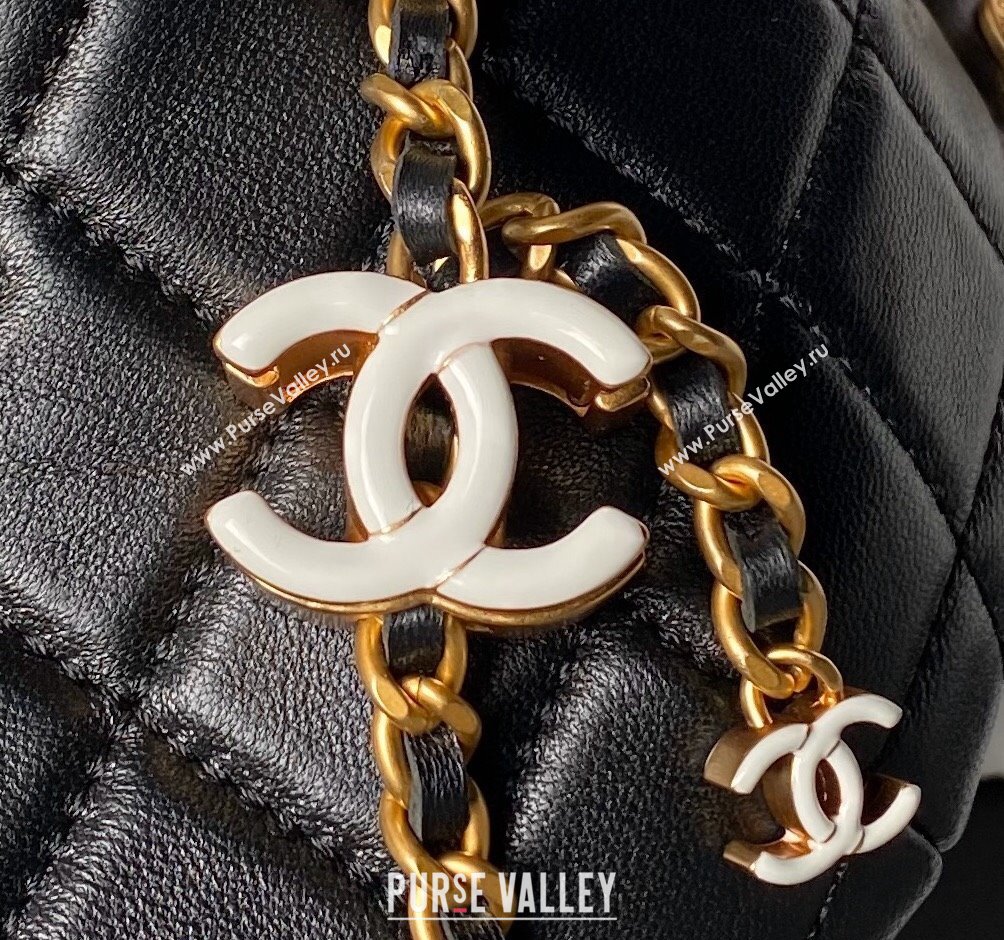 Chanel Shiny Lambskin Waist Bag with CC Charm Chain Black 2024 AP4113 (yezi-240717079)