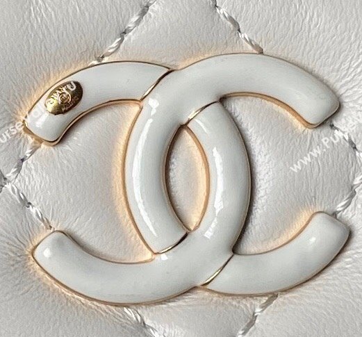 Chanel Shiny Lambskin Waist Bag with CC Charm Chain White 2024 AP4113 (yezi-240717080)