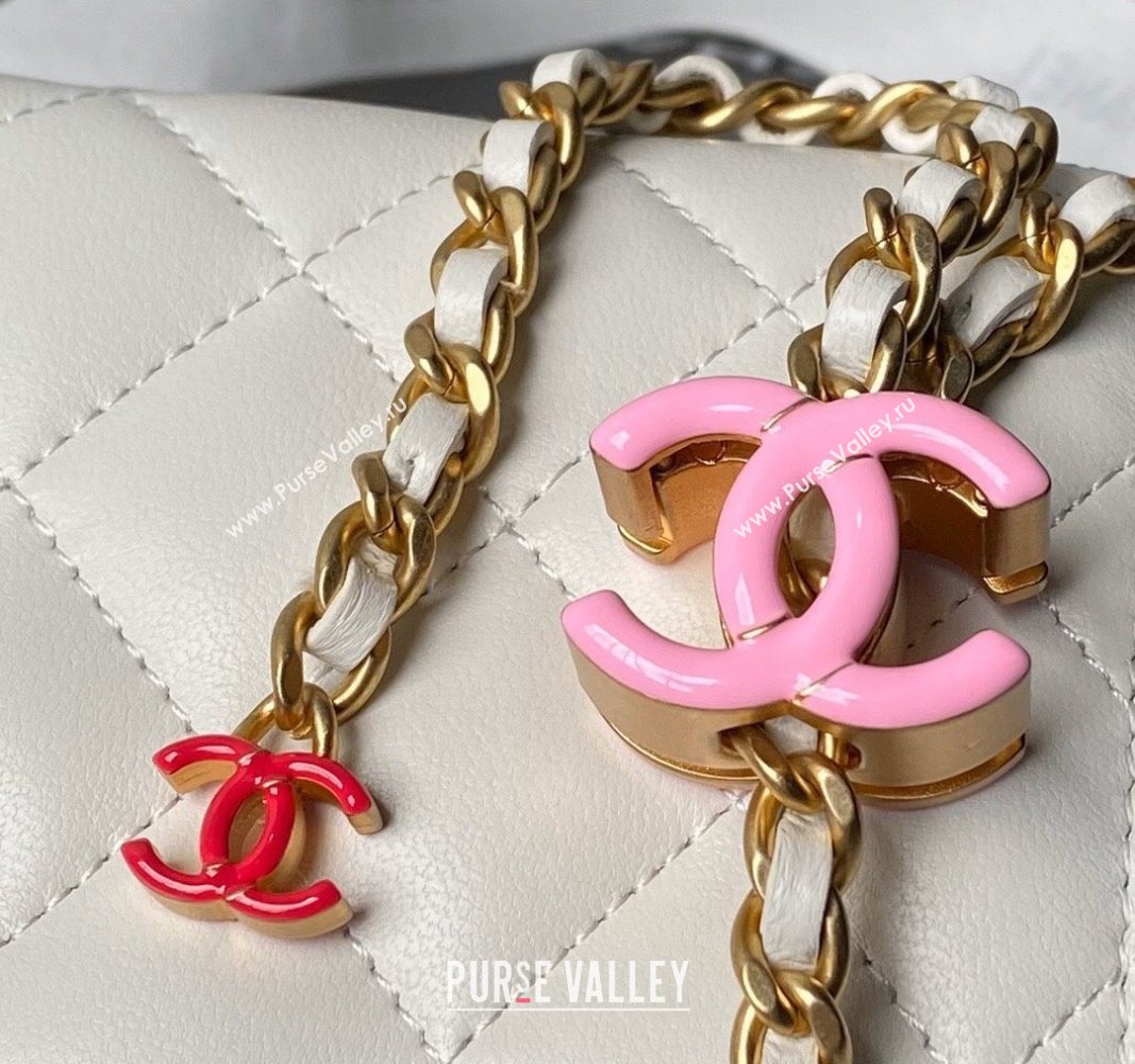 Chanel Shiny Wallet On Chain WOC with CC Charm White 2024 AP3938 (yezi-240717087)