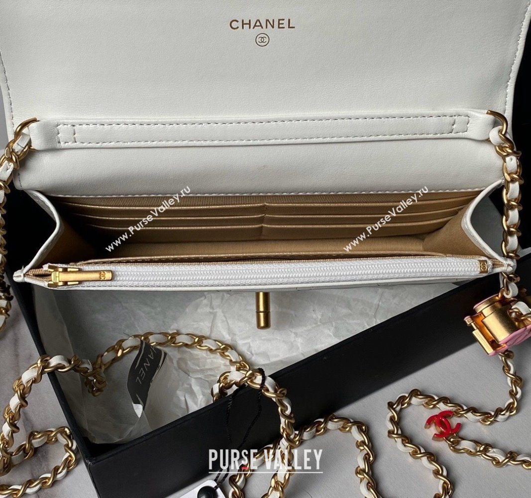 Chanel Shiny Wallet On Chain WOC with CC Charm White 2024 AP3938 (yezi-240717087)