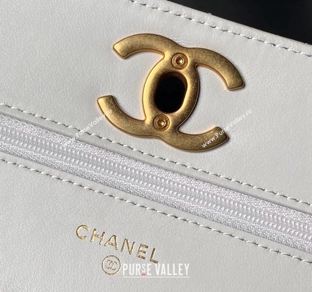 Chanel Shiny Wallet On Chain WOC with CC Charm White 2024 AP3938 (yezi-240717087)