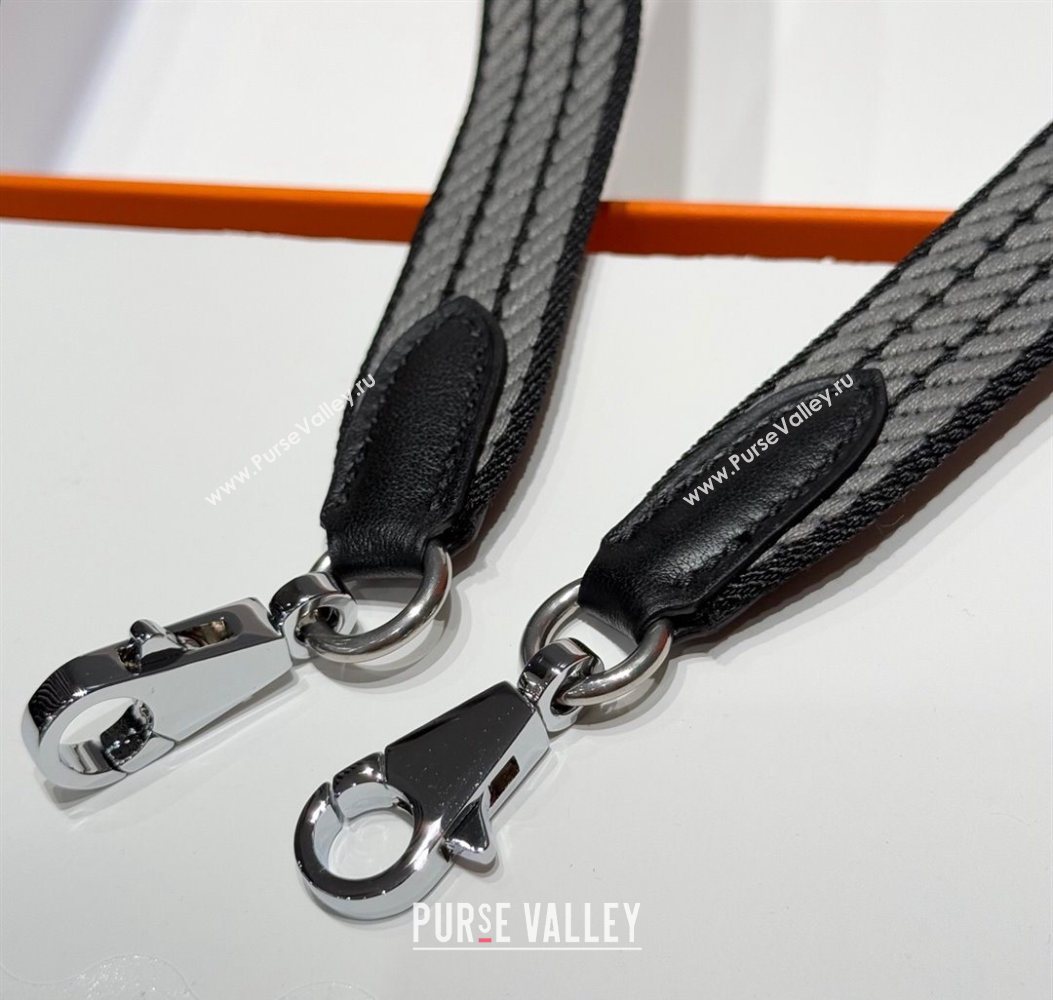 Hermes Canvas Bag Strap 2.5x105cm Black/Silver 2025 1008 (FL-251008004)