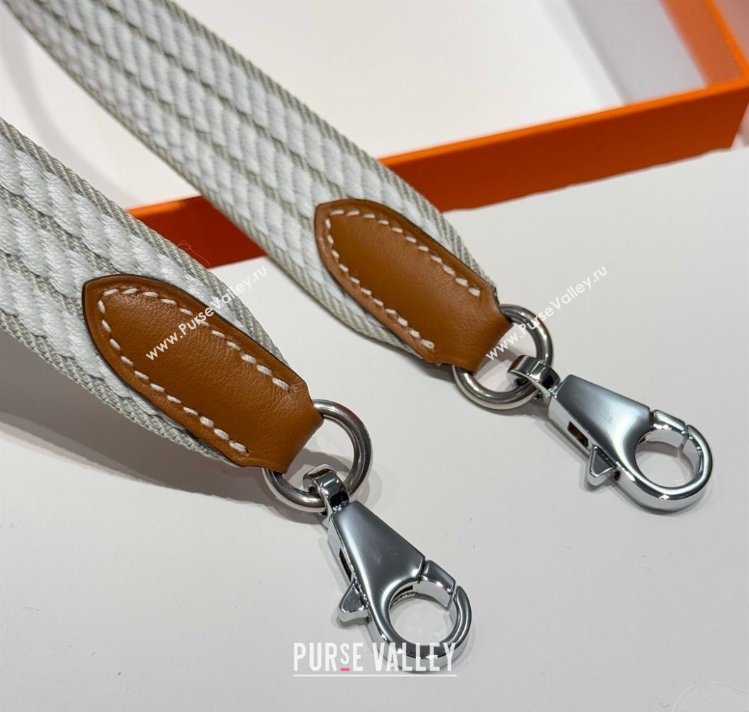 Hermes Canvas Bag Strap 2.5x105cm Grey/Silver 2025 1008 (FL-251008010)