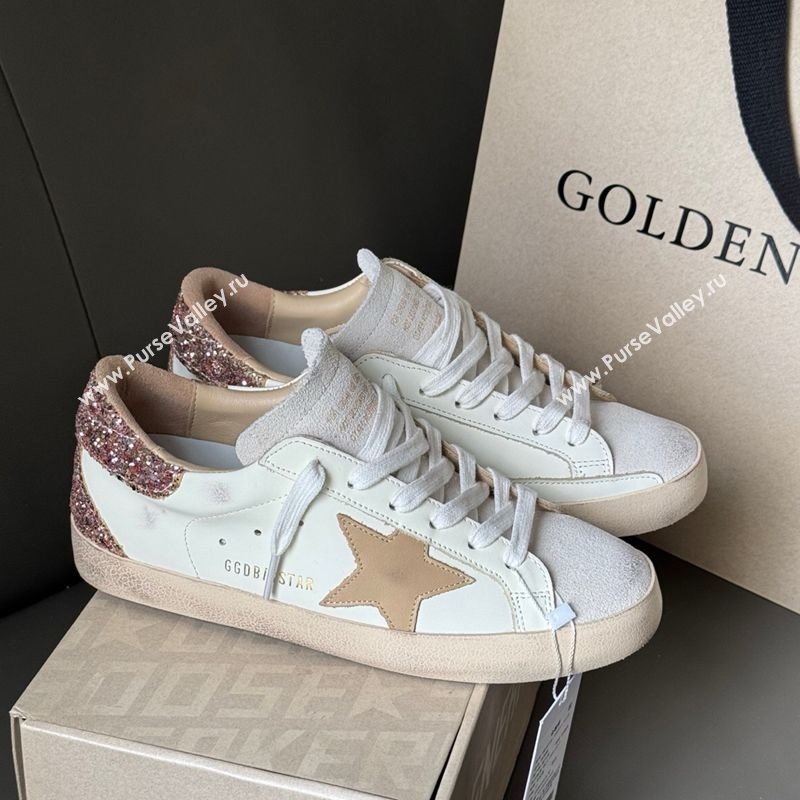 Golden Goose Womens Super-Star Sneakers with nude leather star and gold glitter heel tab 2025 0429 (MD-250429045)
