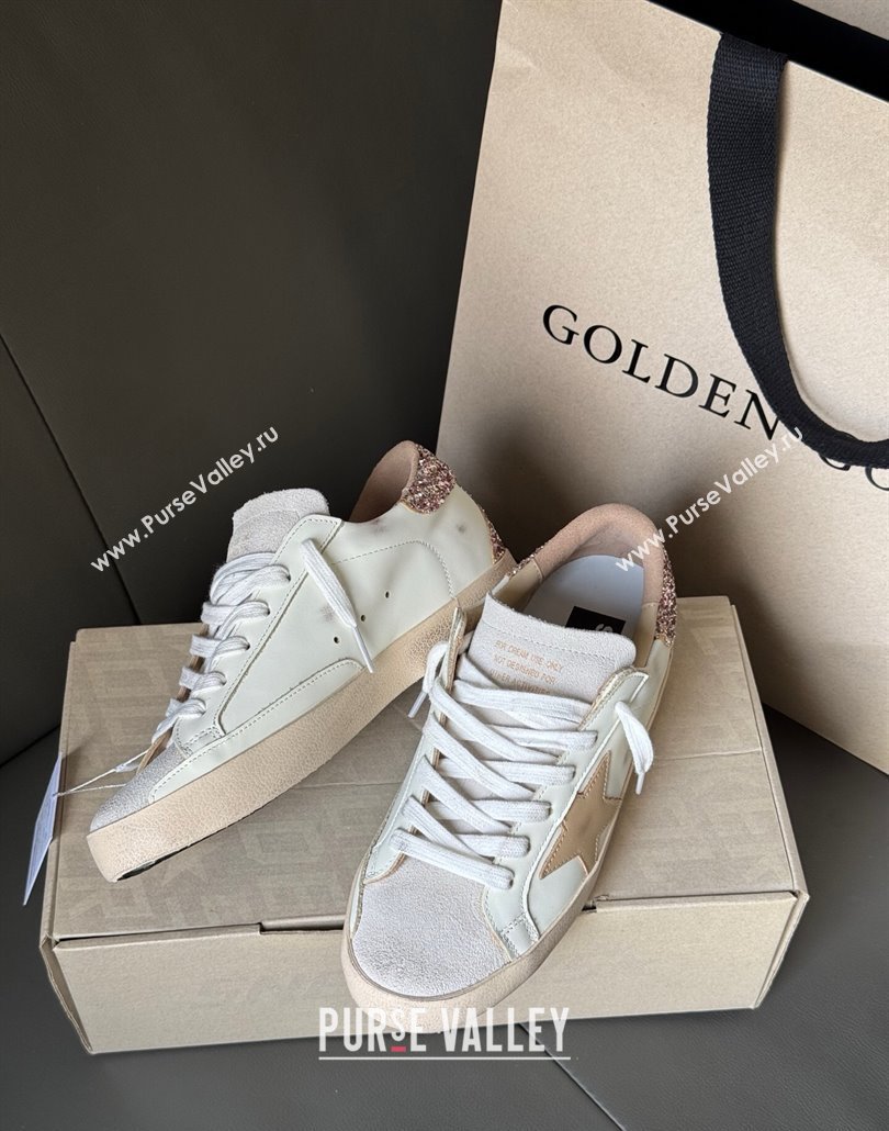 Golden Goose Womens Super-Star Sneakers with nude leather star and gold glitter heel tab 2025 0429 (MD-250429045)