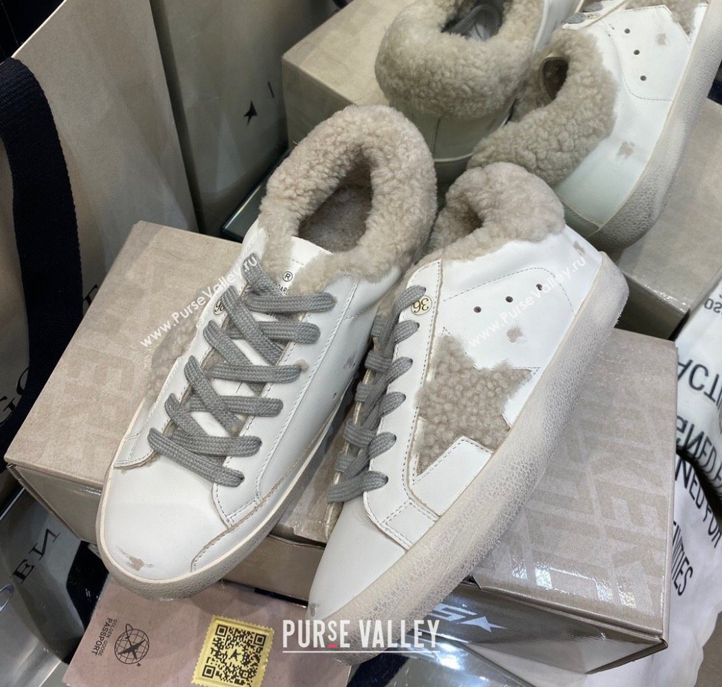 Golden Goose Womens Super-Star Sneakers in White Leather and Wool 2025 GGDB103113 (MD-251031073)