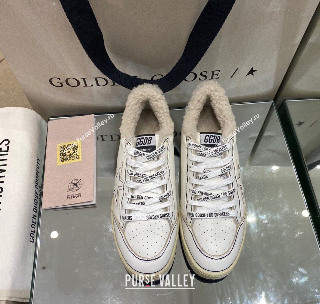 Golden Goose Womens Super-Star Sneakers in White Leather and Wool 2025 GGDB103115 (MD-251031075)