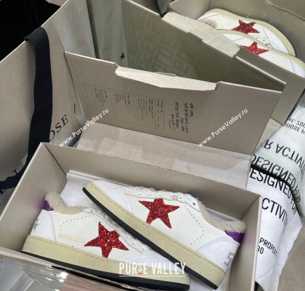 Golden Goose Womens Super-Star Sneakers in White Leather and Wool with Red Star 2025 GGDB103116 (MD-251031076)