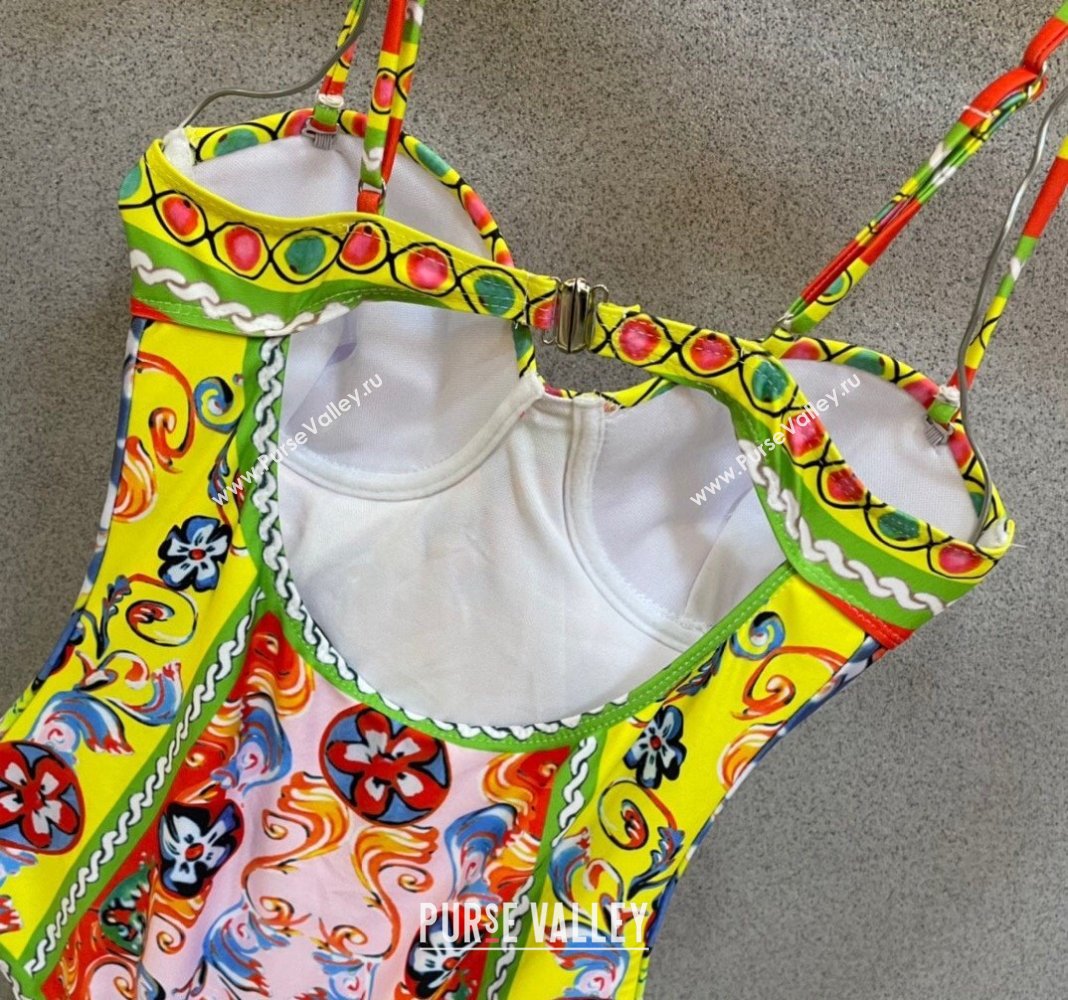 Versace Swimwear Pink 2024 CH040132 (A-240401085)