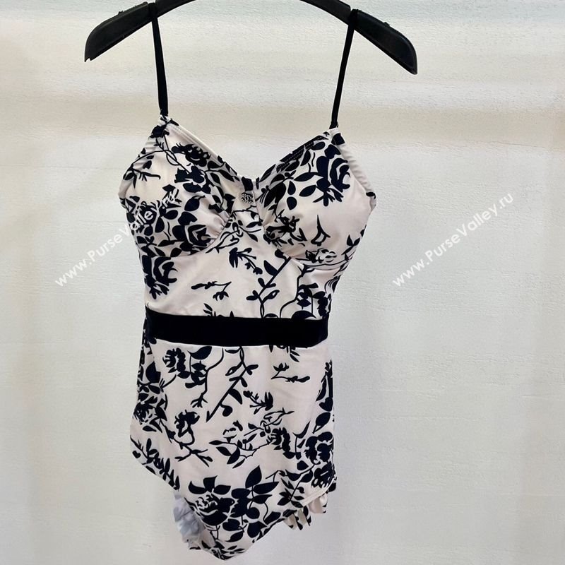 Chanel Printed One-Piece Swimwear White/Black 2025 0313 (shi-250313004)