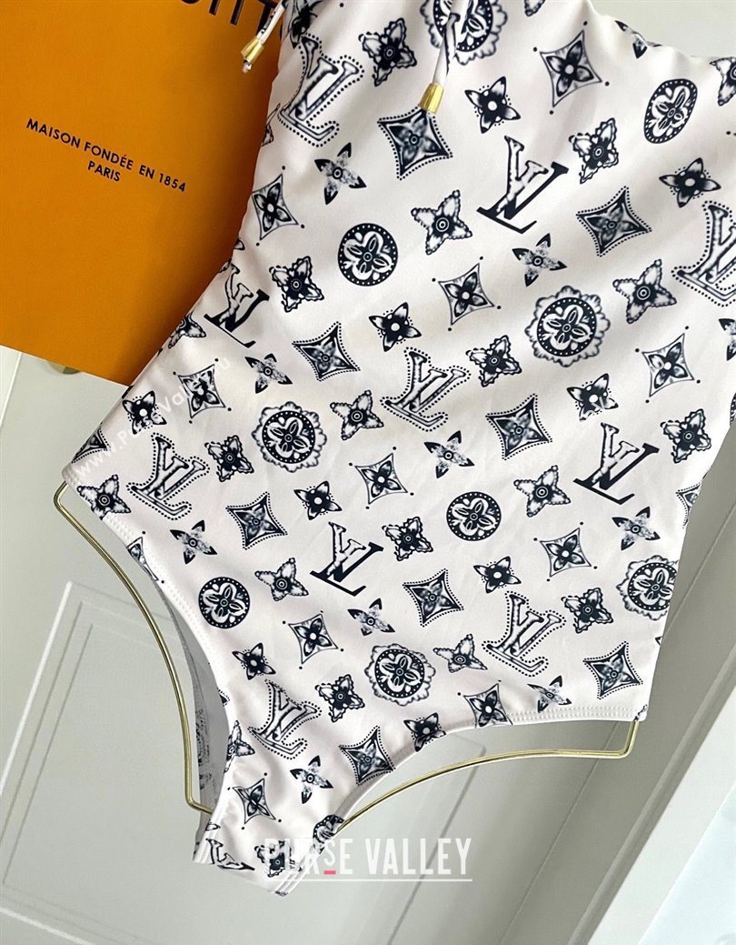 Louis Vuitton Monogram Swimsuit White 2025 0723 (SHI-250723030)