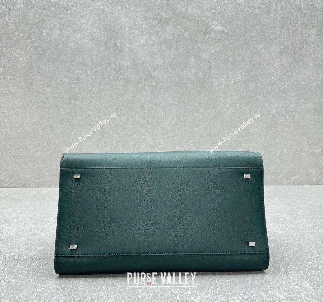 The Row Margaux 15 Medium Tote Bag in Smooth Leather Green 2025 1831 (ningm-250408046)
