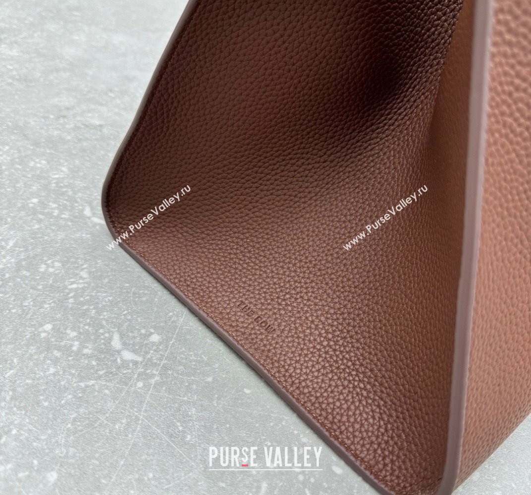 The Row Margaux 15 Medium Tote Bag in Lichee-Grained Leather Mocha 2025 1831 (ningm-250408047)