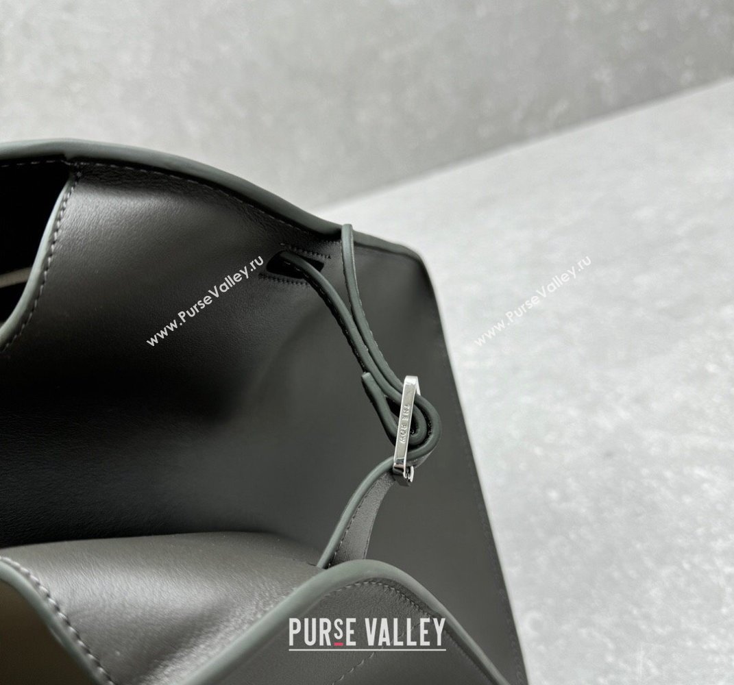 The Row Margaux 15 Medium Tote Bag in Smooth Leather Koala Grey 2025 1831 (ningm-250408049)