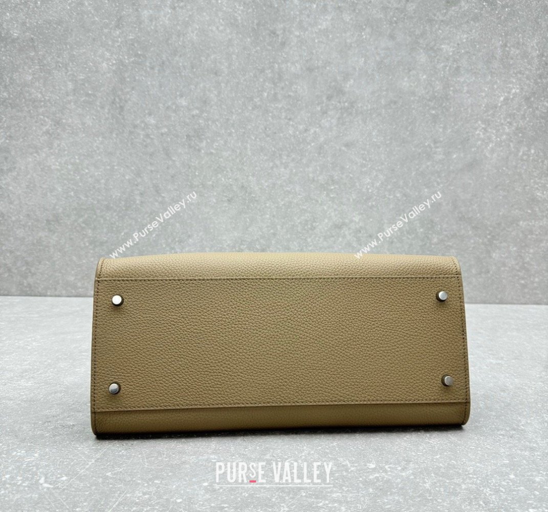 The Row Margaux EW Shoulder 12 Bag in Grained Leather Dark Taupe 2025 1797 (ningm-250408063)