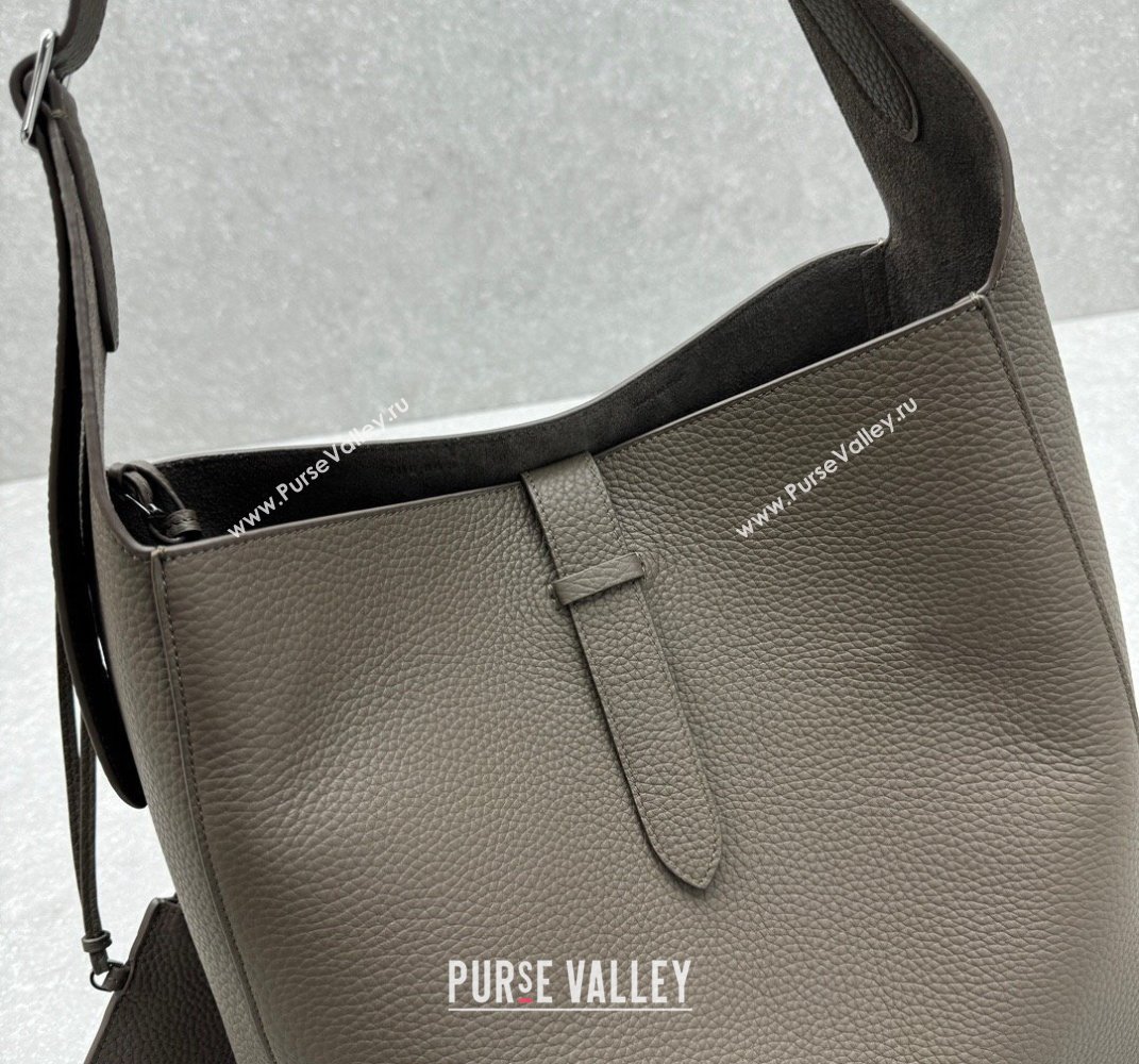 The Row Blake Hobo in Grained Leather Grey 2025 1726 (ningm-250408065)