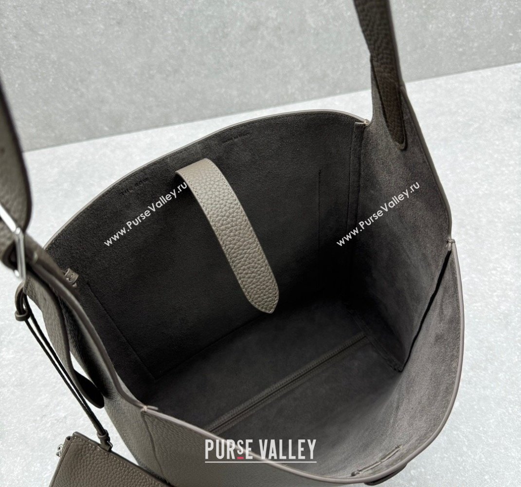 The Row Blake Hobo in Grained Leather Grey 2025 1726 (ningm-250408065)