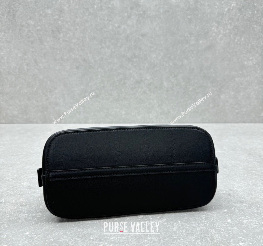 The Row Mini Devon Bag in Smooth Leather Black 2025 1846 (ningm-250408068)