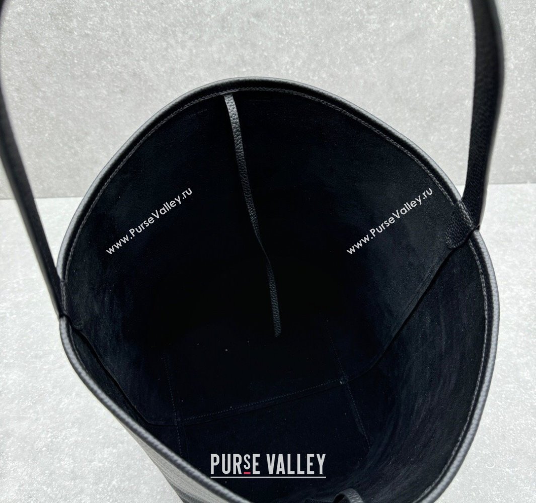 The Row Large N/S Park Tote Bag in Grained Leather Black 2025 1822 (ningm-250520101)