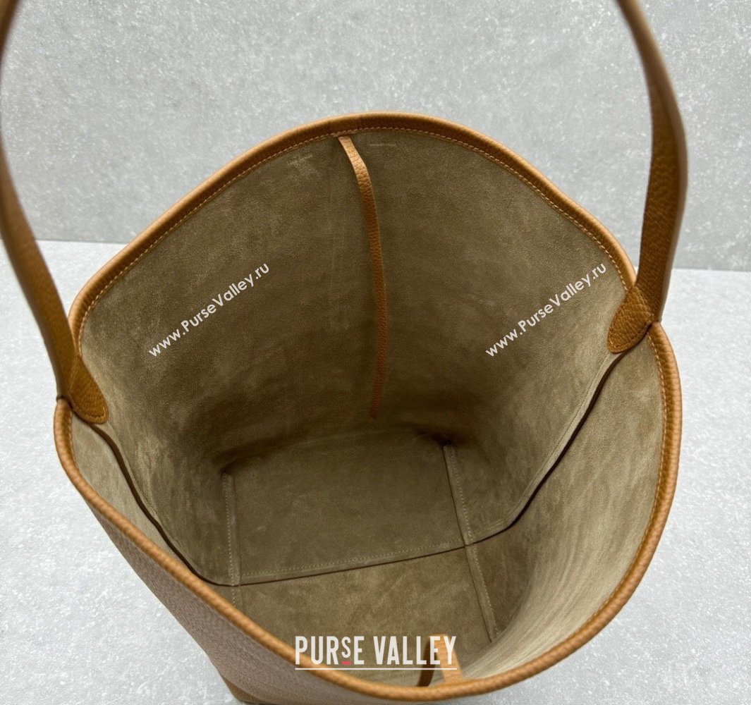 The Row Large N/S Park Tote Bag in Grained Leather Brown 2025 1822 (ningm-250520103)