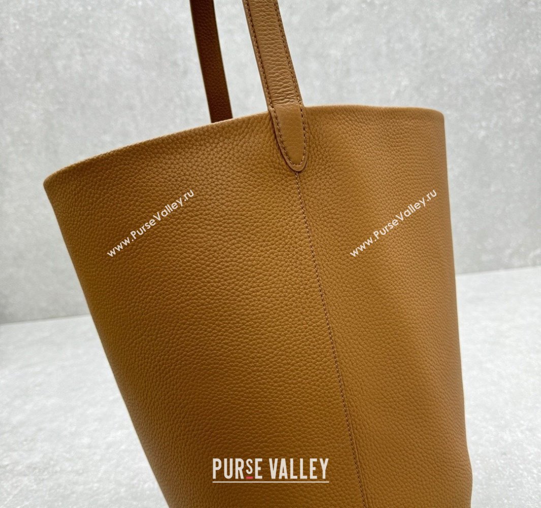 The Row Large N/S Park Tote Bag in Grained Leather Brown 2025 1822 (ningm-250520103)