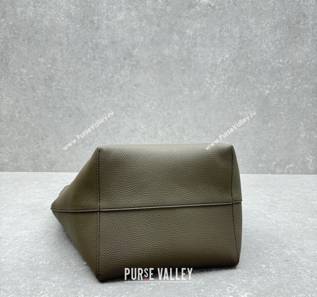 The Row Large N/S Park Tote Bag in Grained Leather Grey 2025 1822 (ningm-250520104)