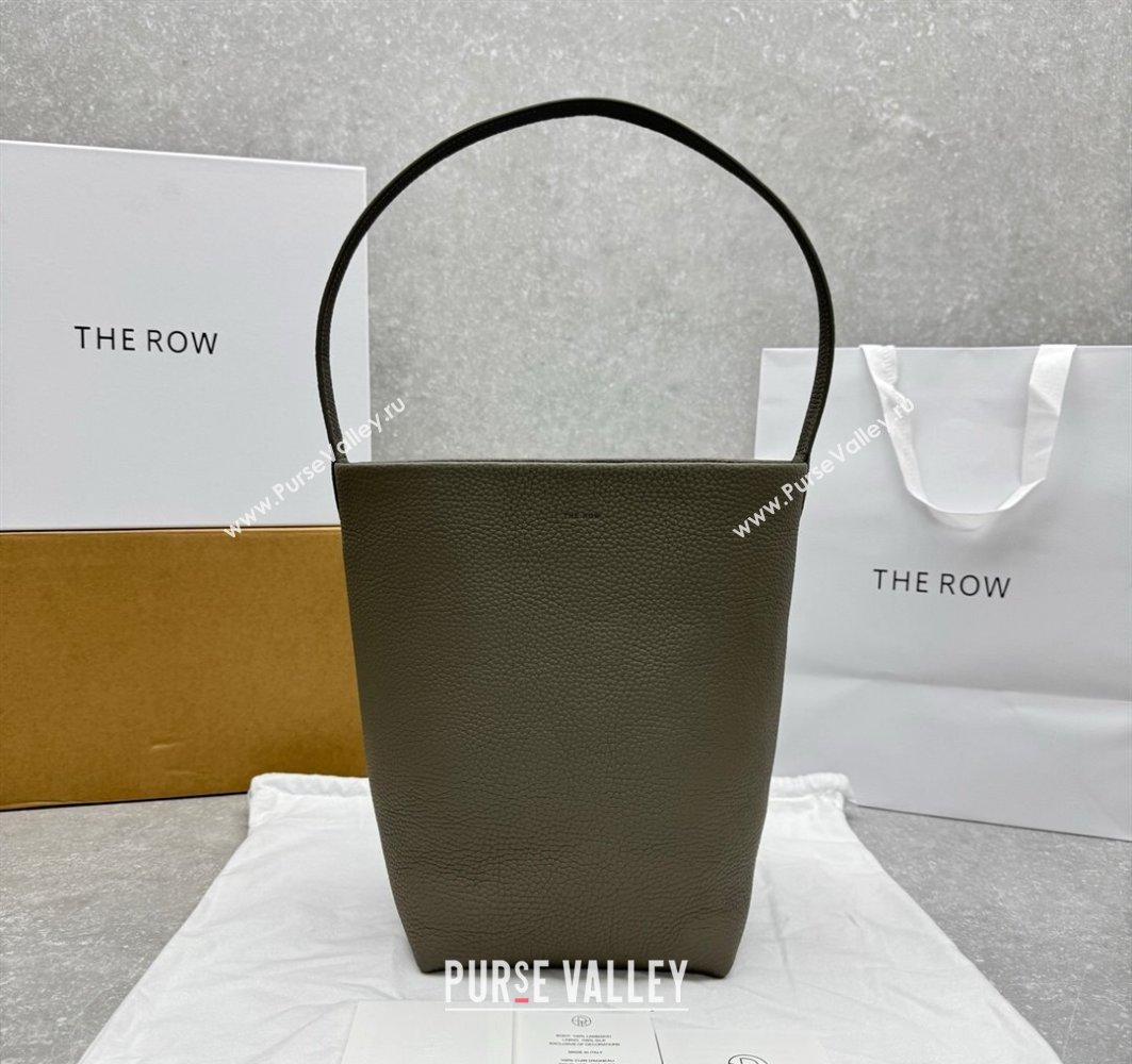 The Row Medium N/S Park Tote Bag in Grained Leather Grey 2025 1822 (ningm-250520105)