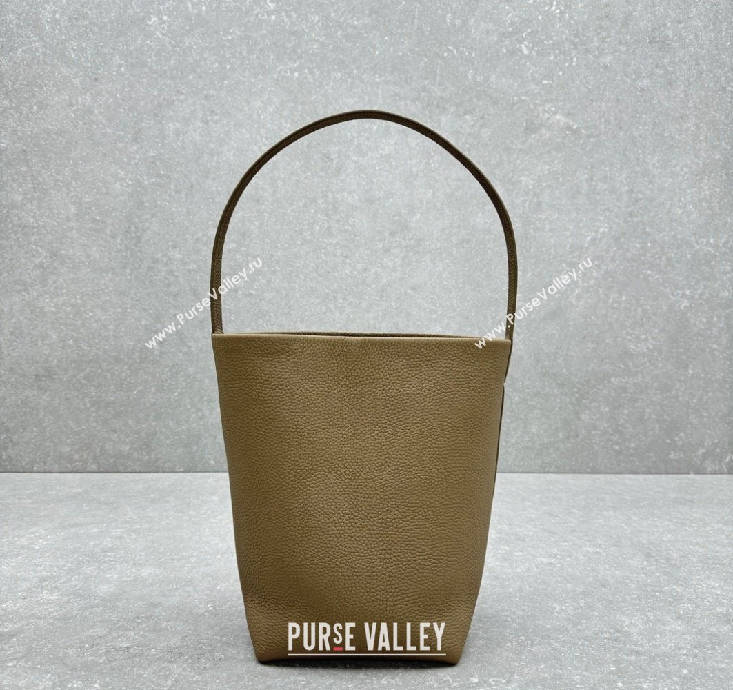 The Row Medium N/S Park Tote Bag in Grained Leather Beige 2025 1822 (ningm-250520109)