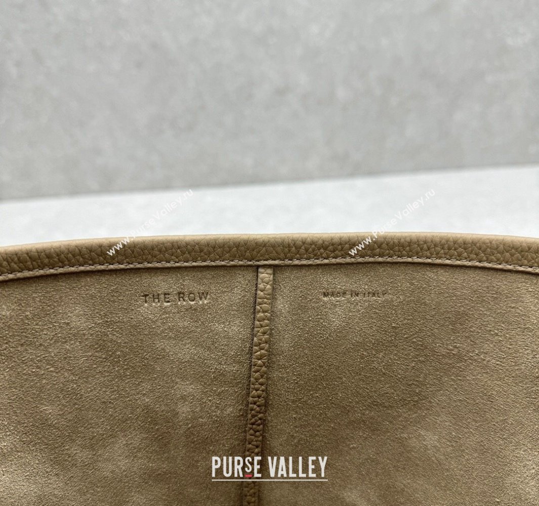 The Row Medium N/S Park Tote Bag in Grained Leather Beige 2025 1822 (ningm-250520109)