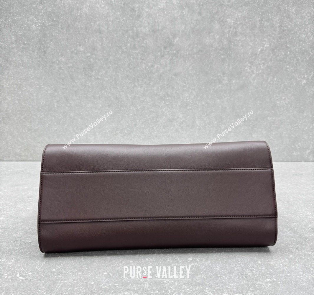 The Row Marlo 17 Softly Structured Tote Bag in Smooth Leather Chocolate Brown 2025 1895 (ningm-250520097)