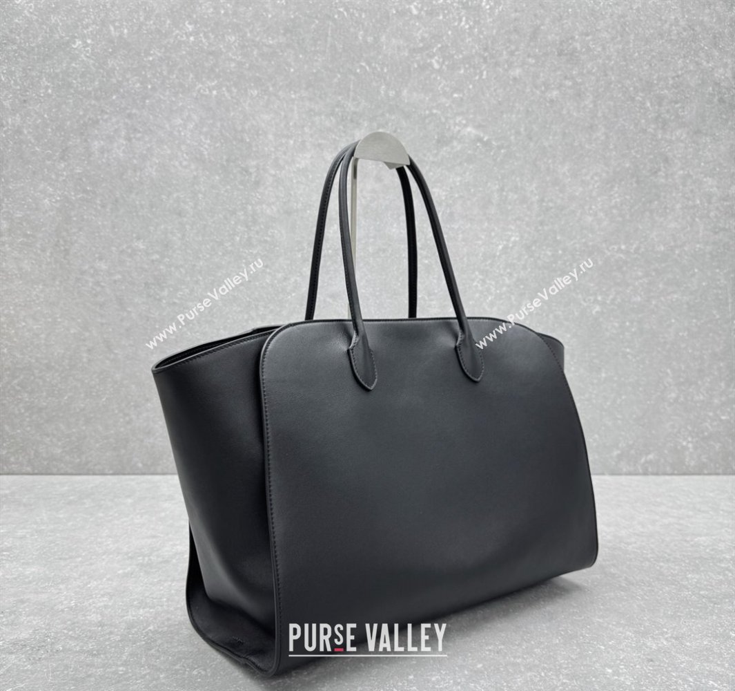 The Row Marlo 17 Softly Structured Tote Bag in Smooth Leather Black 2025 1895 (ningm-250520100)