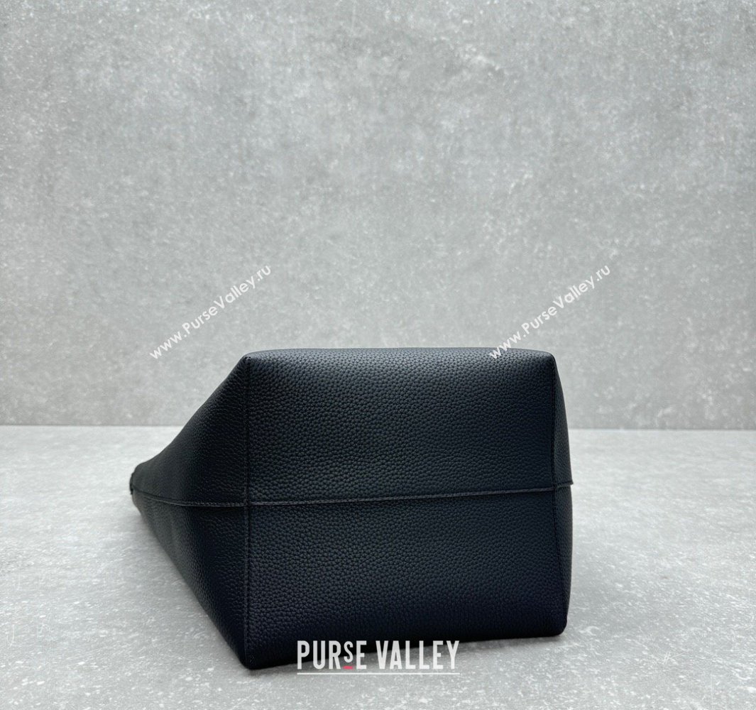 The Row Large N/S Park Tote Bag in Grained Leather Black 2025 1822 (ningm-250520101)