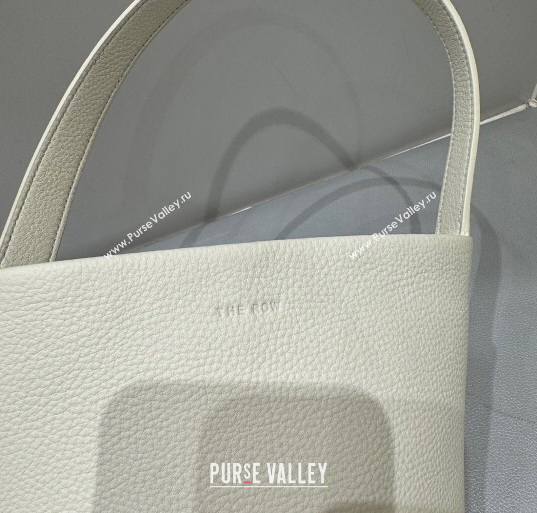 The Row Small N/S Park Tote Bag in Grained Leather White 2025 0802 (YY-250802058)