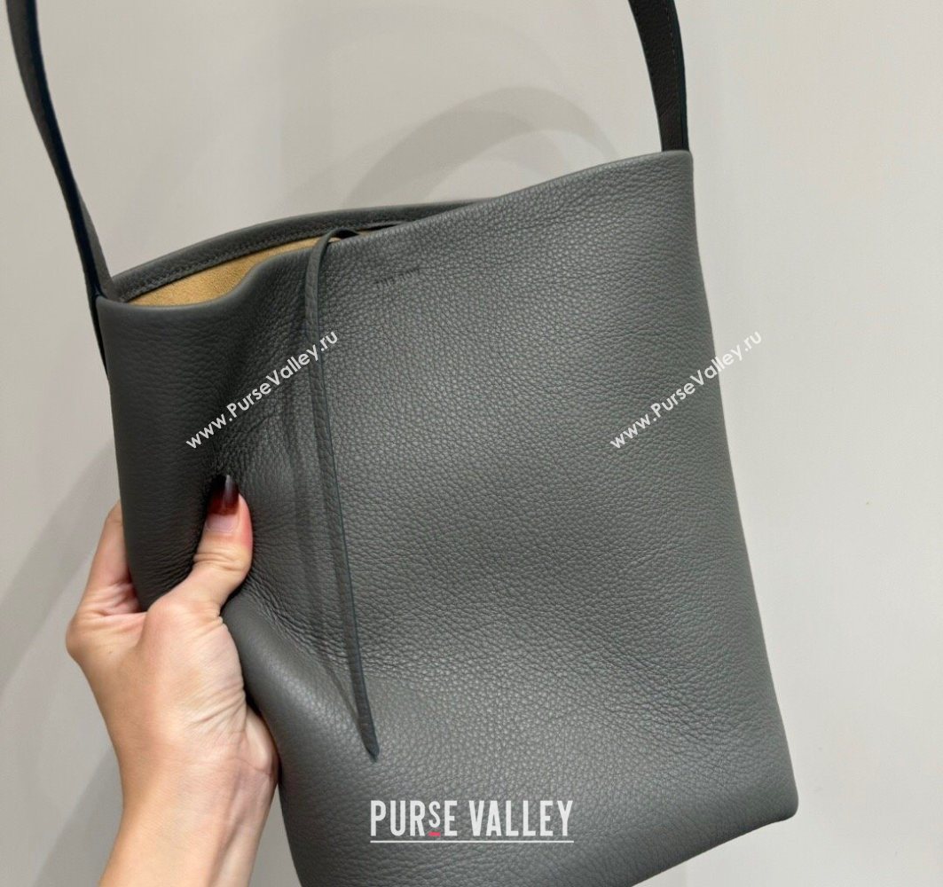 The Row Medium N/S Park Tote Bag in Grained Leather Timouse Grey 2025 0802 (YY-250802045)