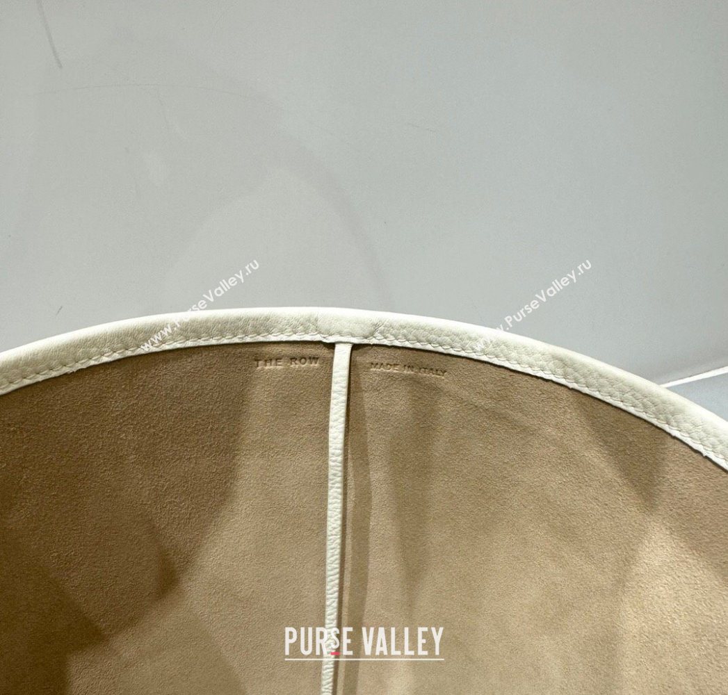 The Row Medium N/S Park Tote Bag in Grained Leather White 2025 0802 (YY-250802057)