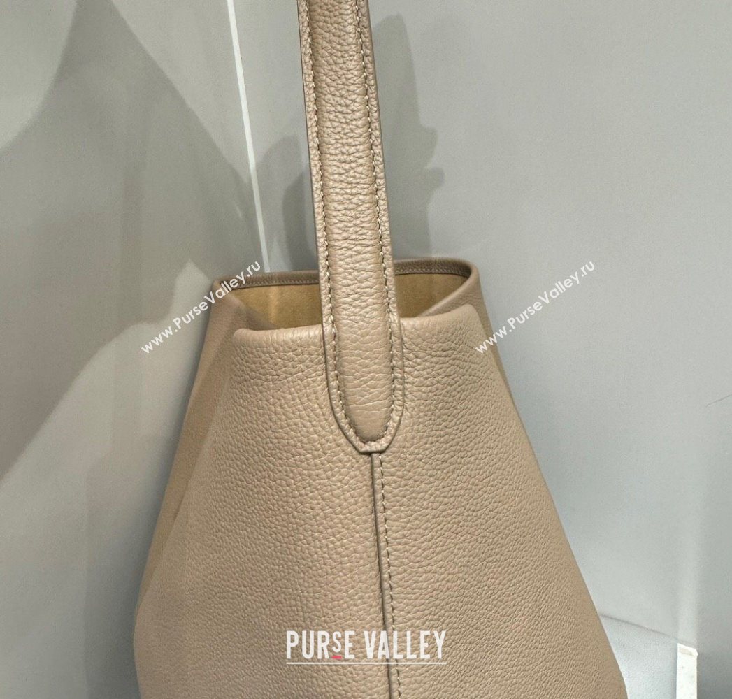 The Row Large N/S Park Tote Bag in Grained Leather Beige 2025 0802 (YY-250802047)