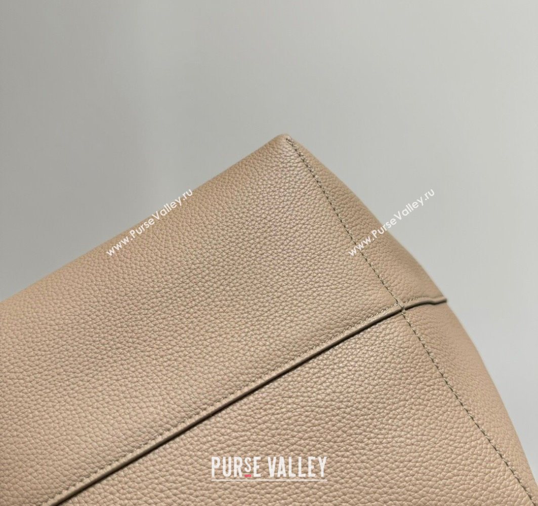 The Row Large N/S Park Tote Bag in Grained Leather Beige 2025 0802 (YY-250802047)
