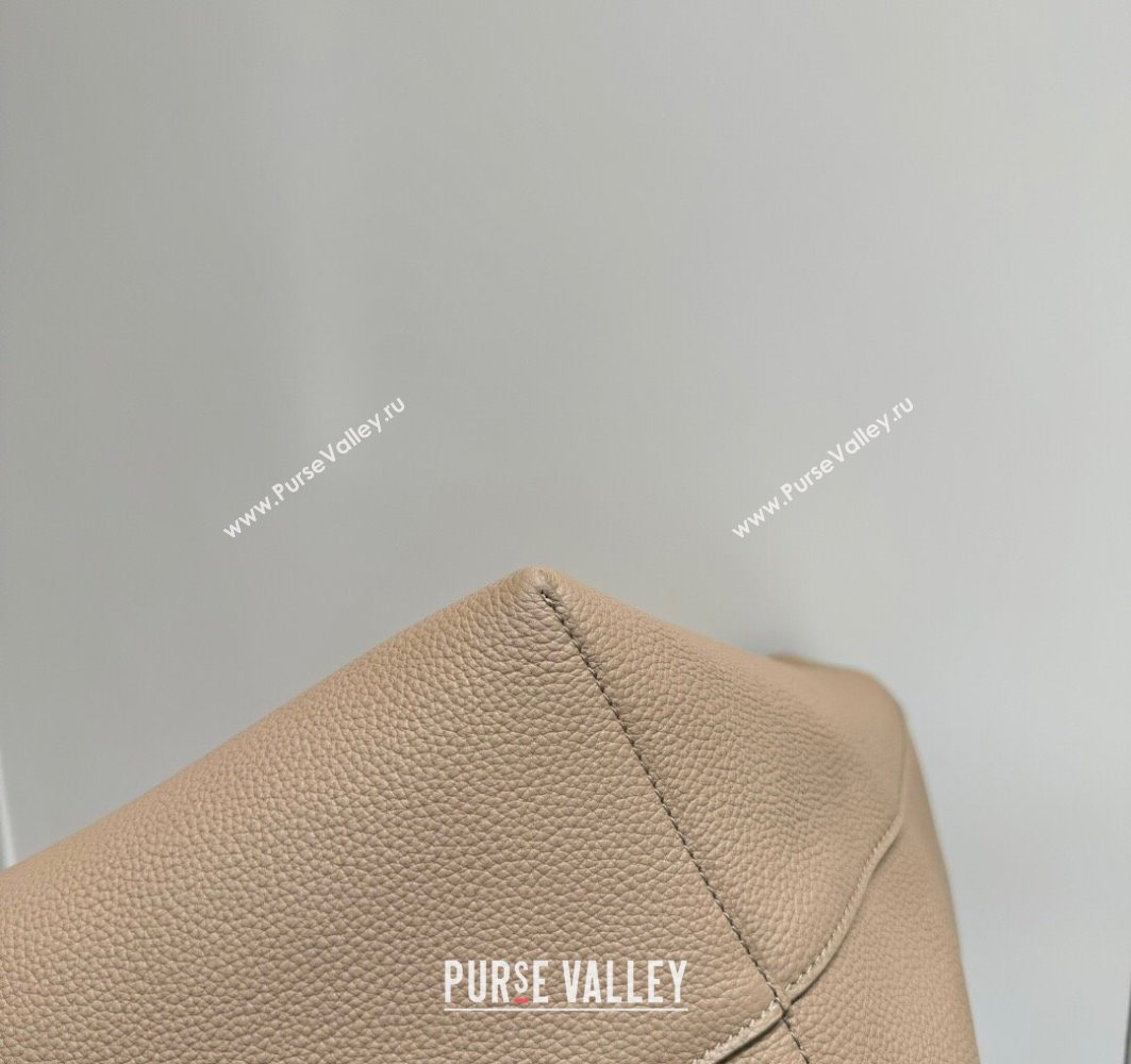 The Row Large N/S Park Tote Bag in Grained Leather Beige 2025 0802 (YY-250802047)