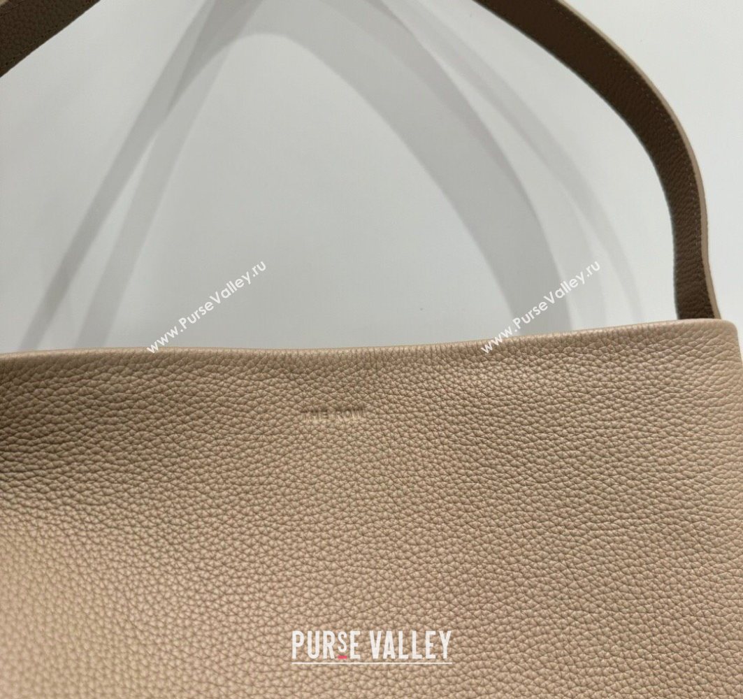 The Row Medium N/S Park Tote Bag in Grained Leather Beige 2025 0802 (YY-250802059)