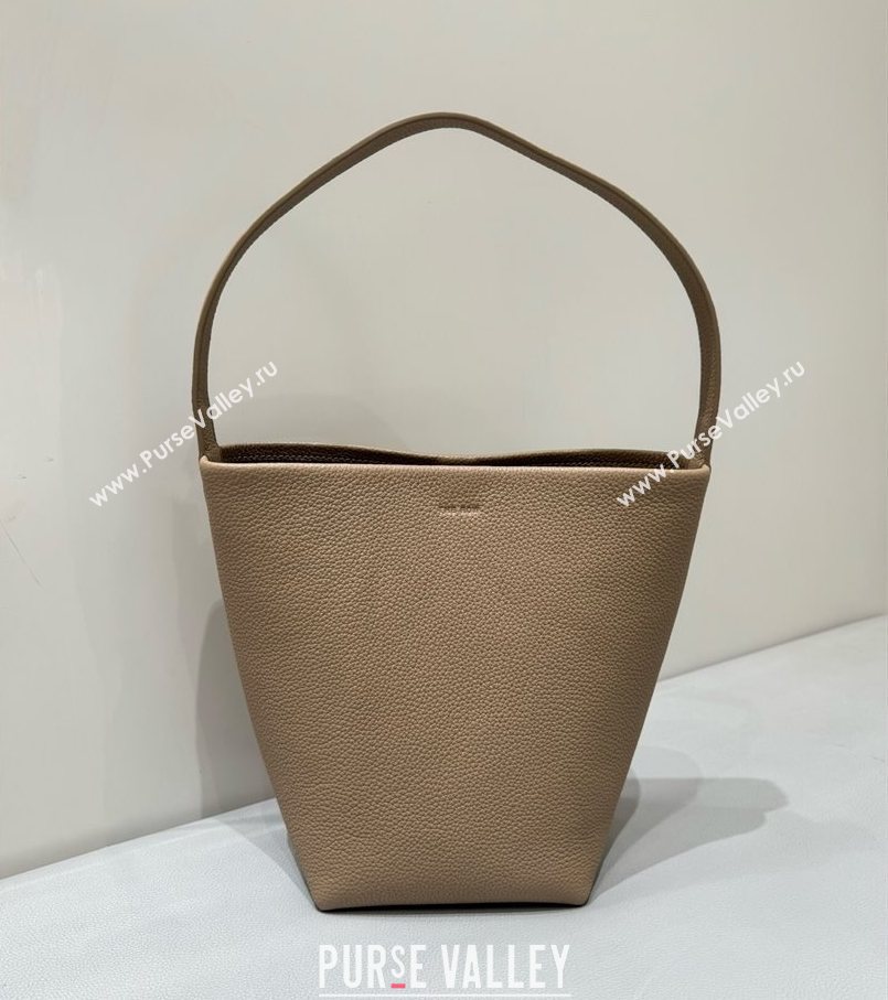 The Row Small N/S Park Tote Bag in Grained Leather Beige 2025 0802 (YY-250802060)
