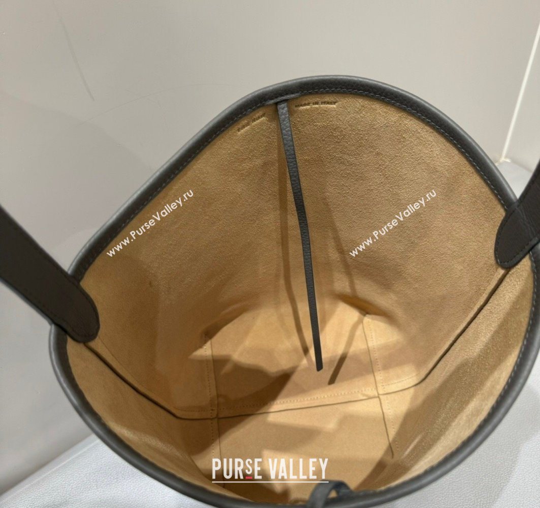 The Row Medium N/S Park Tote Bag in Grained Leather Timouse Grey 2025 0802 (YY-250802045)