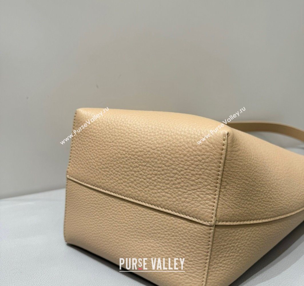 The Row Medium N/S Park Tote Bag in Grained Leather Milk Tea 2025 0802 (YY-250802049)