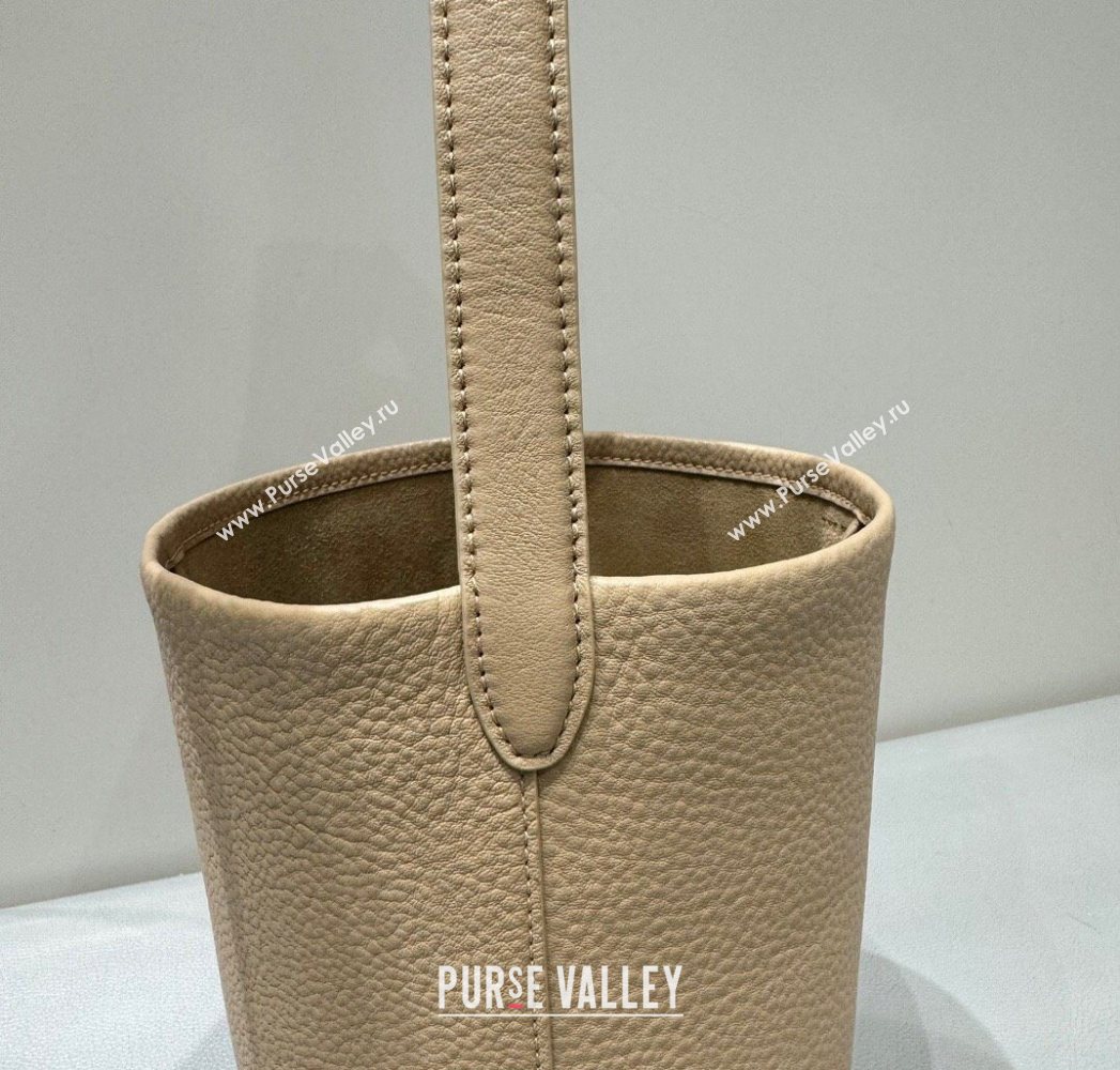 The Row Small N/S Park Tote Bag in Grained Leather Milk Tea 2025 0802 (YY-250802050)